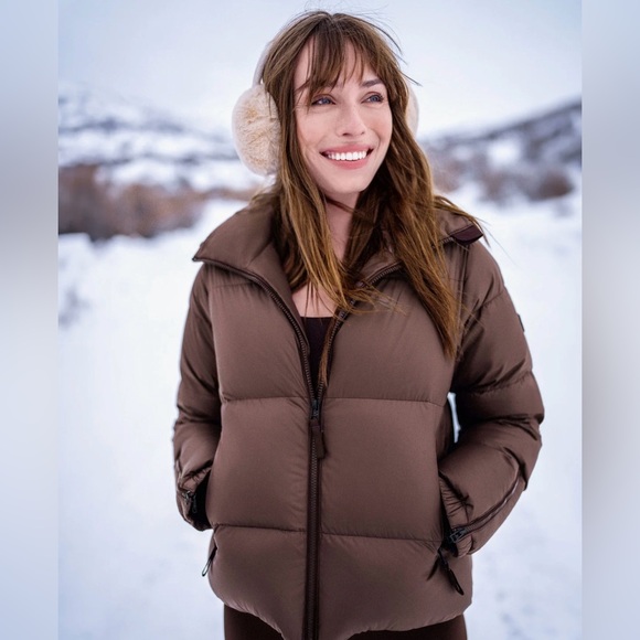 NWT Vuori Hillside Down Parka Puffer Jacket Coat * Mahogany Brown * Large